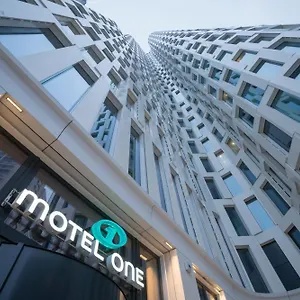 Hotel One Berlin-upper West, Berlin